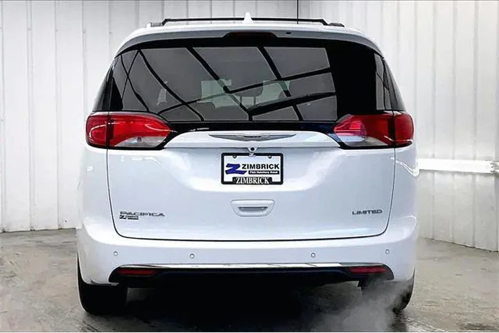 $12990 : Chrysler Pacifica 2020 Limit image 4