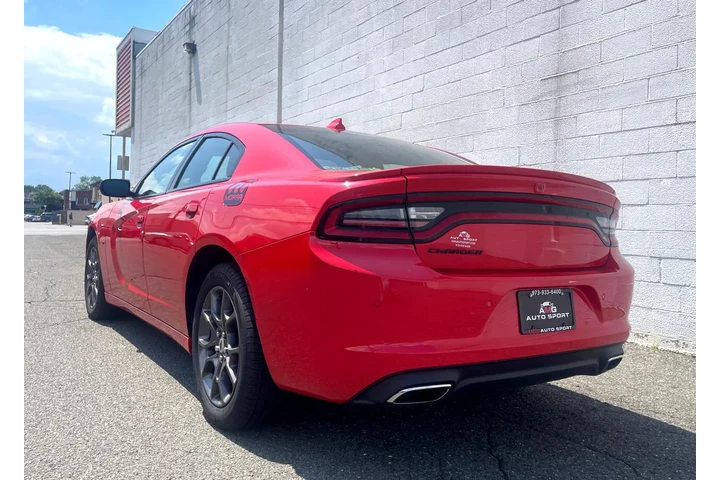 $18485 : 2018 Charger GT AWD image 4