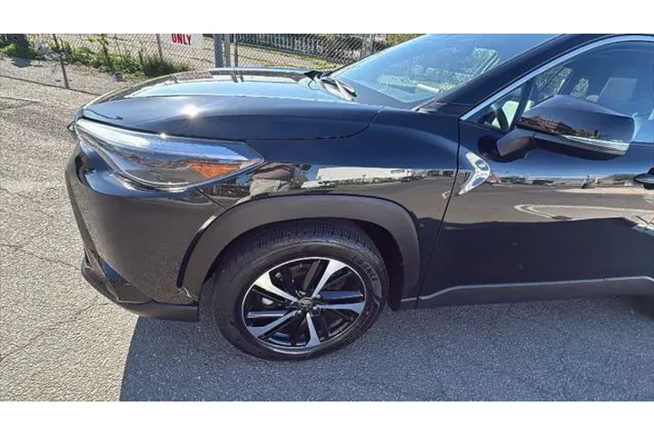 $31349 : Toyota Corolla Cross Hybrid image 9