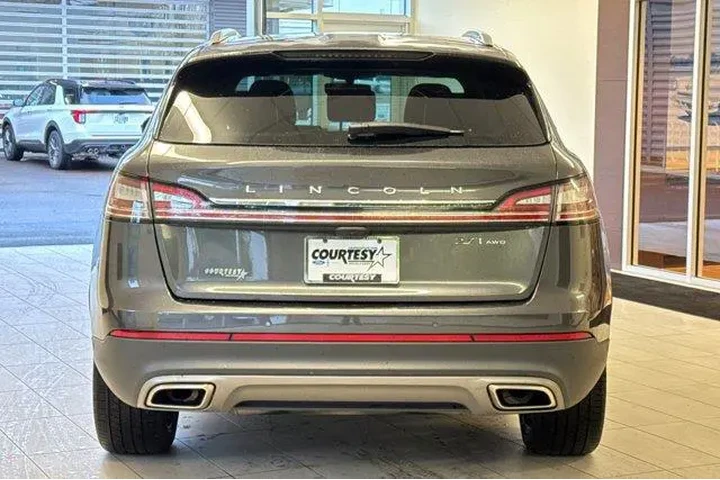 $24985 : Lincoln Nautilus 2019 AWD Re image 5