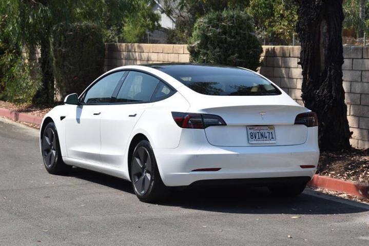 $25000 : 2021 Model 3 Standard Range P image 6