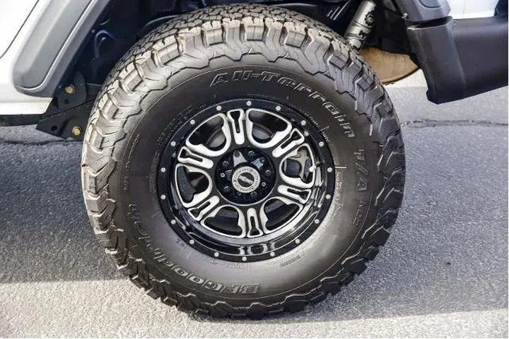 $21995 : Jeep Wrangler Unlimited 2018 image 8