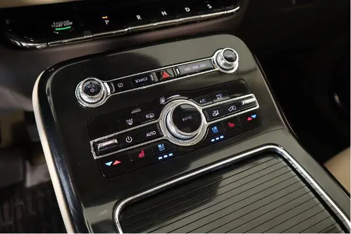 $37101 : Lincoln Nautilus 2023 Reserv image 8