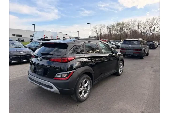 $20990 : Hyundai KONA 2023 AWD SEL 4d image 3
