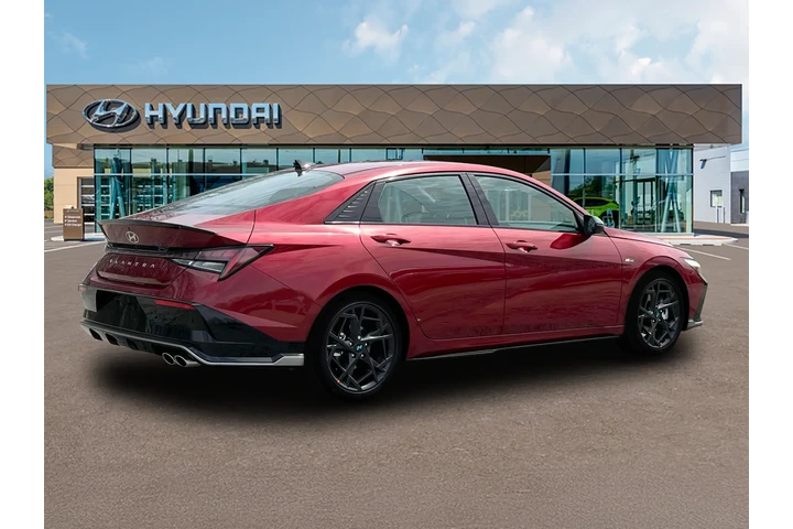 $25915 : Hyundai ELANTRA 2025 N Line image 8