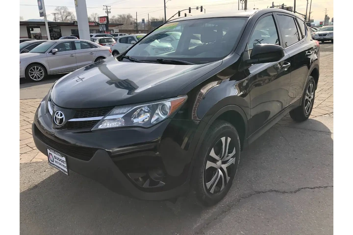 $12950 : 2015 RAV4 LE AWD image 6