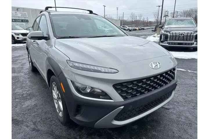 $18431 : Hyundai KONA 2023 AWD SEL 4d image 3