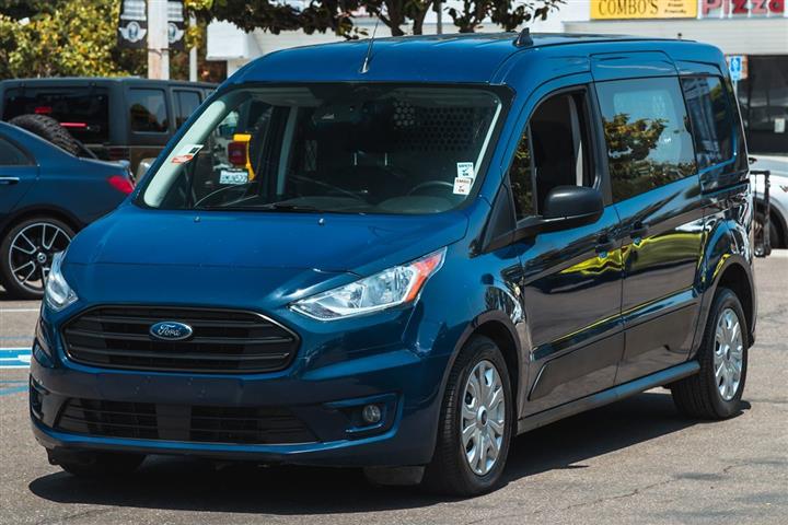 2019 Transit Connect Van XLT image 3