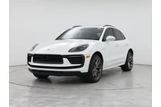 $39998 : Porsche Macan 2022 AWD 4dr S thumbnail