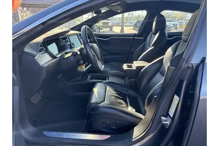 $21555 : Tesla Model S 2017 75 4dr Li image 10