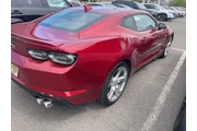 $39995 : Chevrolet Camaro 2023 LT1 2d thumbnail