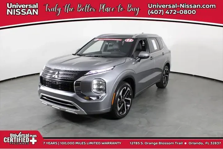 $24987 : Mitsubishi Outlander 2022 SE image 1