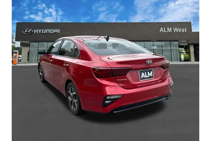 $8920 : Kia Forte 2020 LXS 4dr Sedan image 6