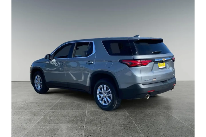 $33916 : Chevrolet Traverse 2023 LS 4 image 3