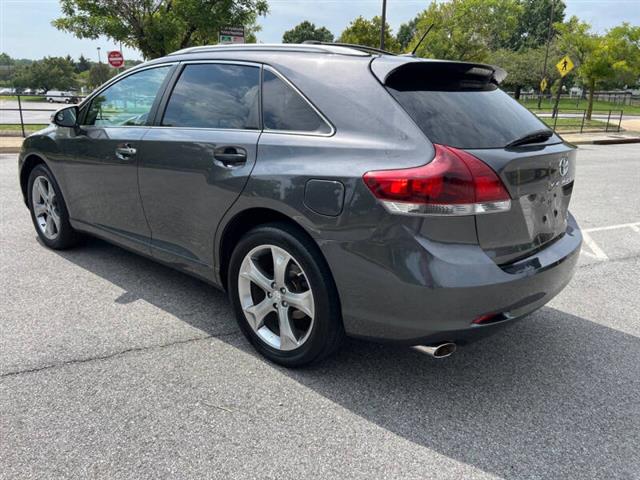 $12500 : 2013 Venza XLE image 6