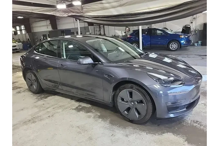 $23490 : Tesla Model 3 2023 4dr Sedan image 2