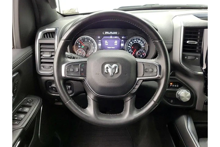 $33998 : Ram 1500 2024 4x2 Laramie 4d image 10