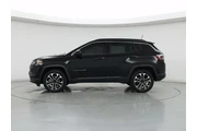 $23998 : Jeep Compass 2023 4x4 Limite thumbnail