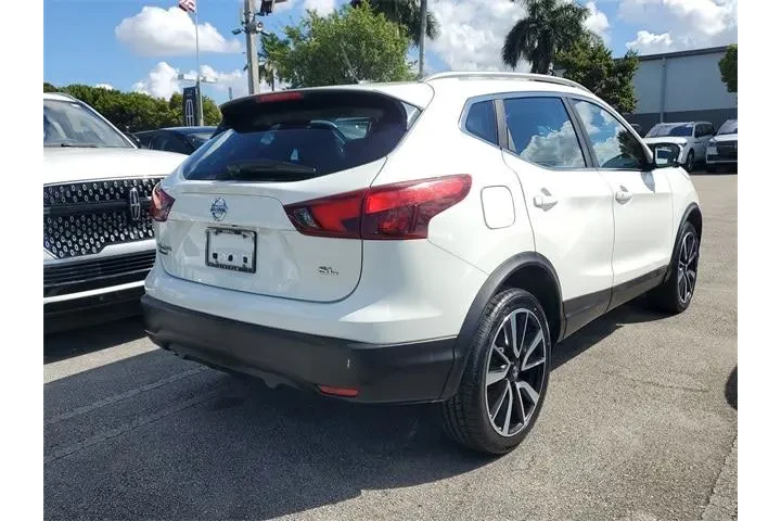 $9990 : Nissan Rogue Sport 2017 S 4d image 6