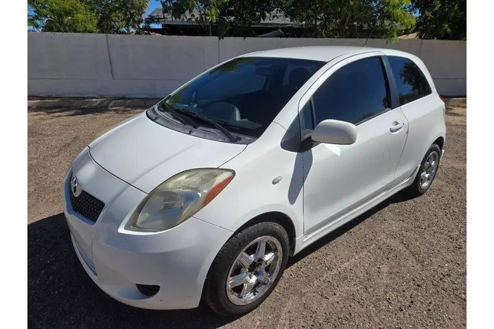 $4688 : 2008 Yaris image 2