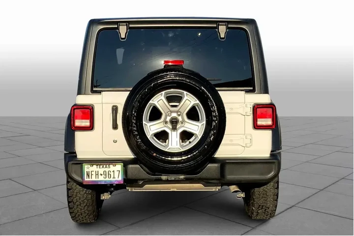 $23798 : Jeep Wrangler 2020 4x4 Sport image 4