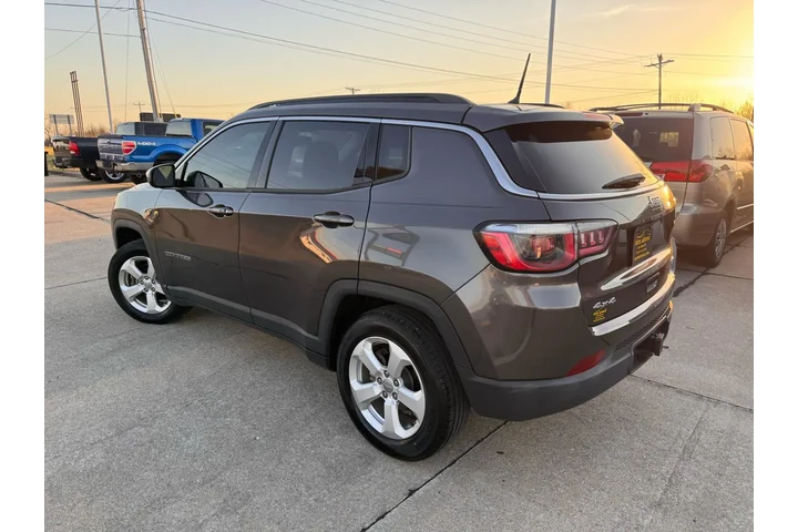 $9999 : 2018 Compass Latitude 4WD image 5