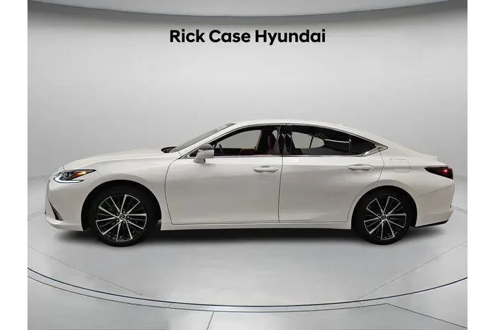 $39582 : Lexus ES 350 2024 4dr Sedan image 3
