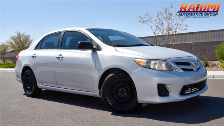 $8997 : 2011 Corolla LE image 3