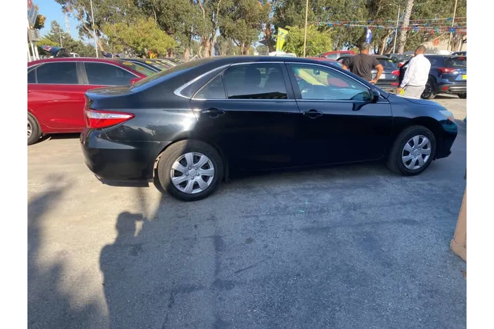 $15999 : 2015 Camry LE image 4