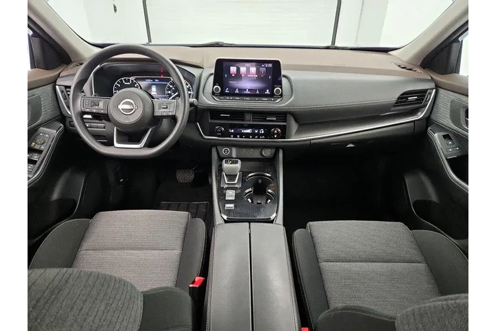 $22998 : Nissan Rogue 2023 SV 4dr Cro image 9