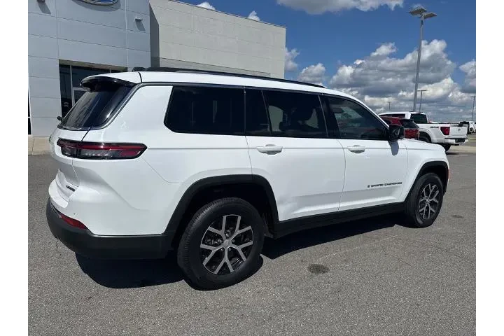 $26991 : Jeep Grand Cherokee L 2023 4 image 6