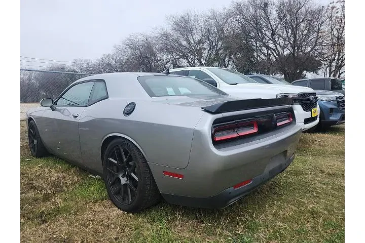 $20195 : Dodge Challenger 2016 R/T 2d image 5