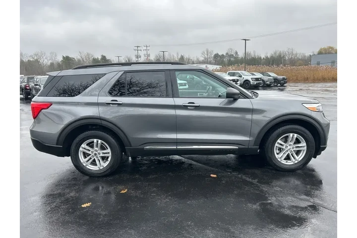 $25919 : Ford Explorer 2021 AWD XLT 4 image 6