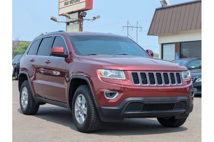 $10495 : 2016 Grand Cherokee Laredo E image 6