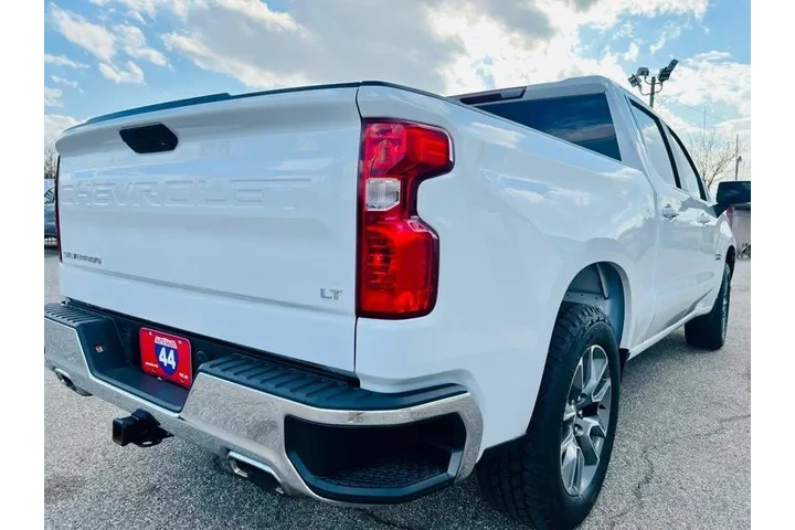 $31995 : 2021 Silverado 1500 LT Crew C image 7