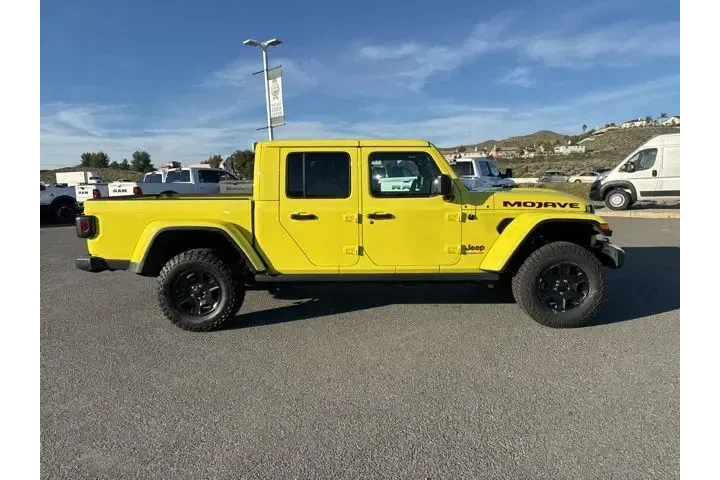 $38739 : Jeep Gladiator 2023 4x4 Moja image 10