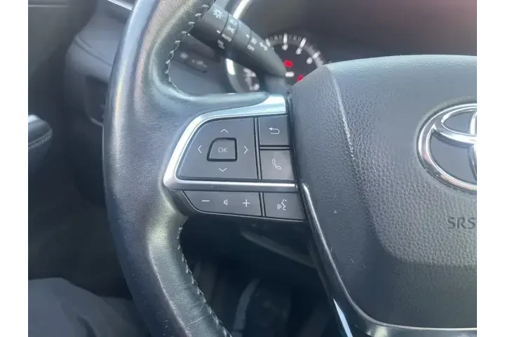 $26267 : Toyota Highlander 2020 AWD X image 9