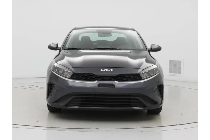$15998 : Kia Forte 2022 FE 4dr Sedan image 5
