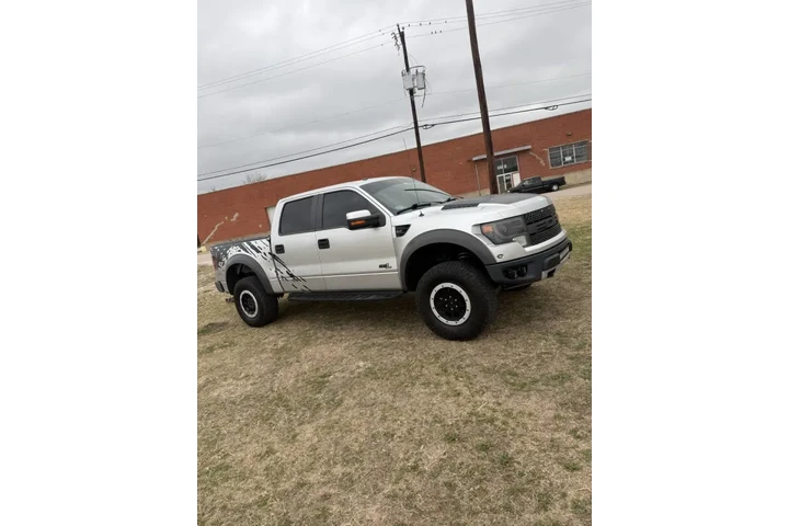 $25900 : 2014 F-150 SVT Raptor image 2