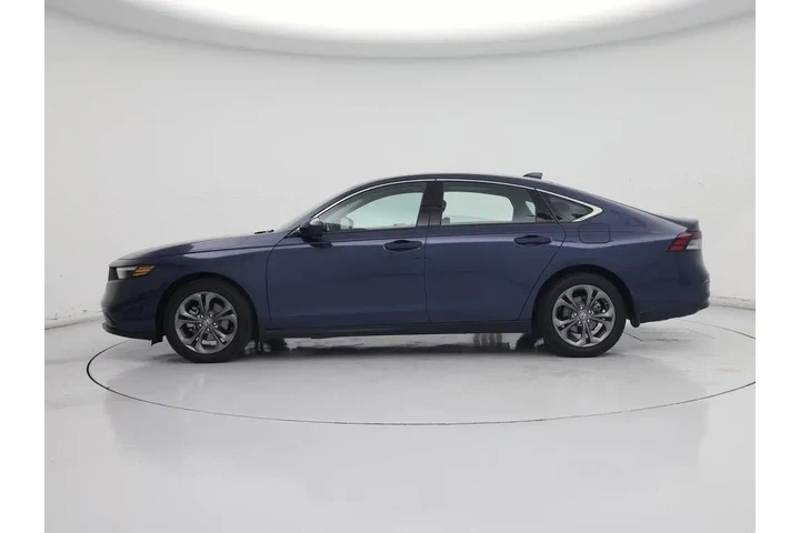$27998 : Honda Accord 2024 EX 4dr Sed image 3