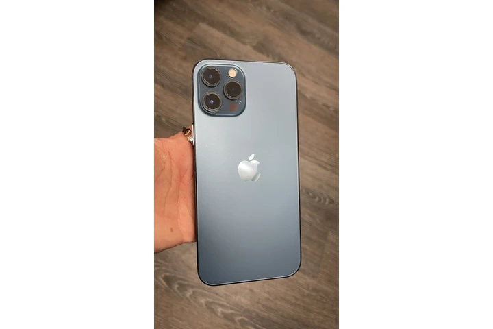 $489 : iphone 12 pro max - 512GB image 2