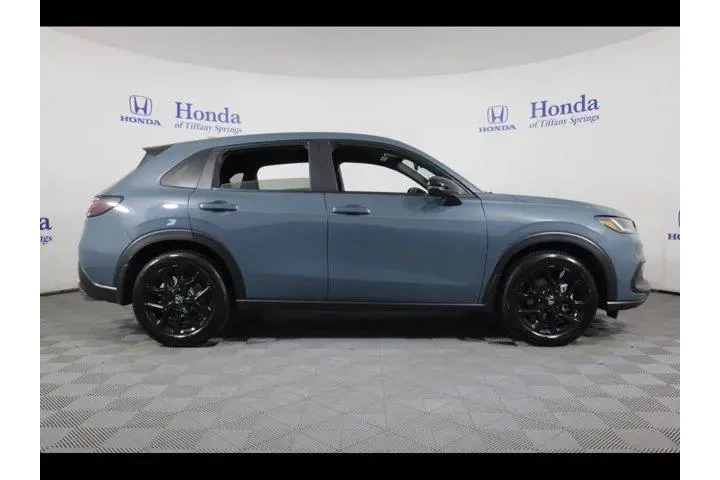 $27875 : Honda HR-V 2024 AWD Sport 4d image 8