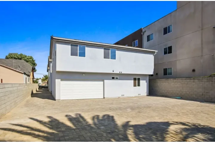 $2780 : 3bed and 2bath in Koreantown image 9