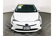 $18999 : Toyota Prius 2017 Two 4dr Ha thumbnail