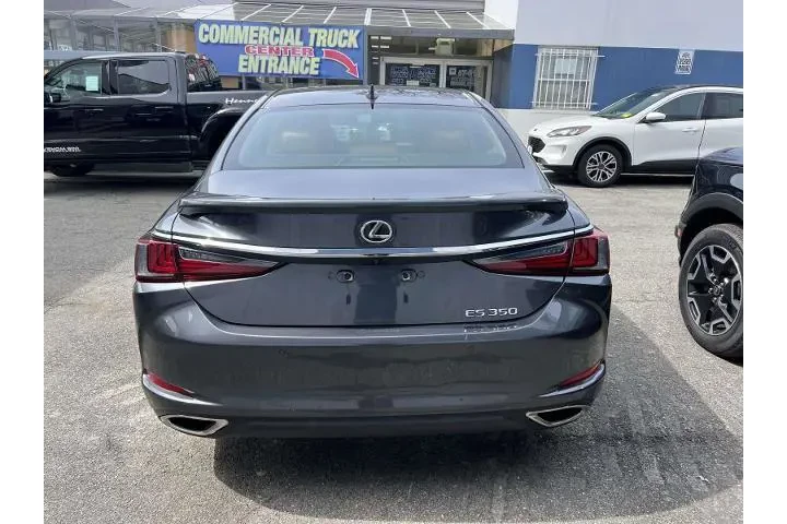 $37990 : Lexus ES 350 2023 4dr Sedan image 5