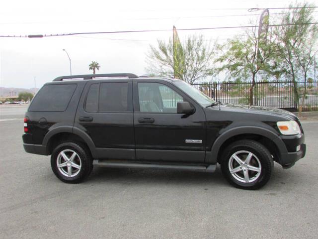 $5995 : 2006 Explorer XLT image 3