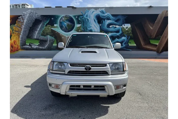 $5969 : 2001 4Runner SR5 image 4