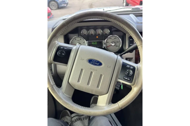 $17950 : 2010 F-250 Super Duty Lariat image 10