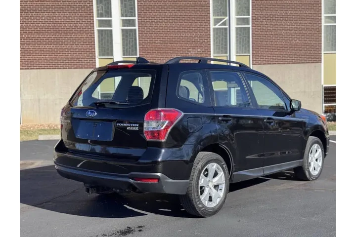 $8999 : 2016 Forester 2.5i image 5