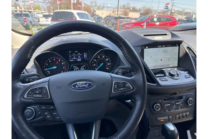 $14995 : Ford Escape 2017 Titanium 4d image 5